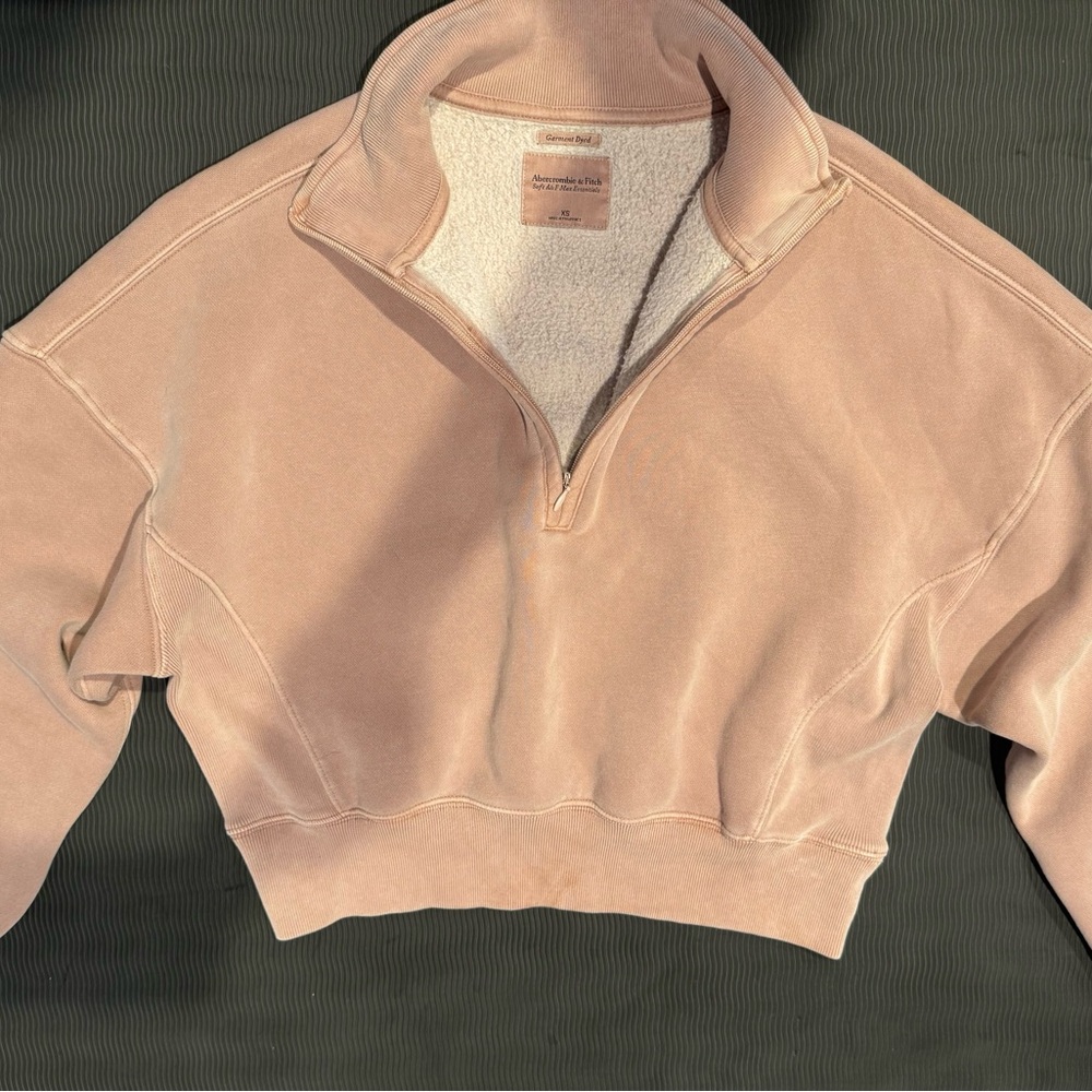 Abercrombie & Fitch Sunday Half-Zip Sweatshirt - Picture 6 of 9